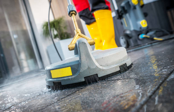 Why Choose Our Certified Pressure Washing Experts for Your Project Needs in Orangetree, FL?